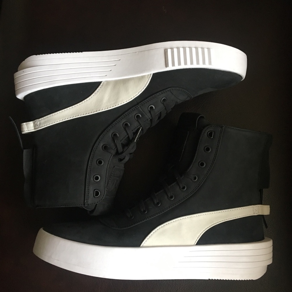 PUMA Mens XO parallel boot. Brand new!